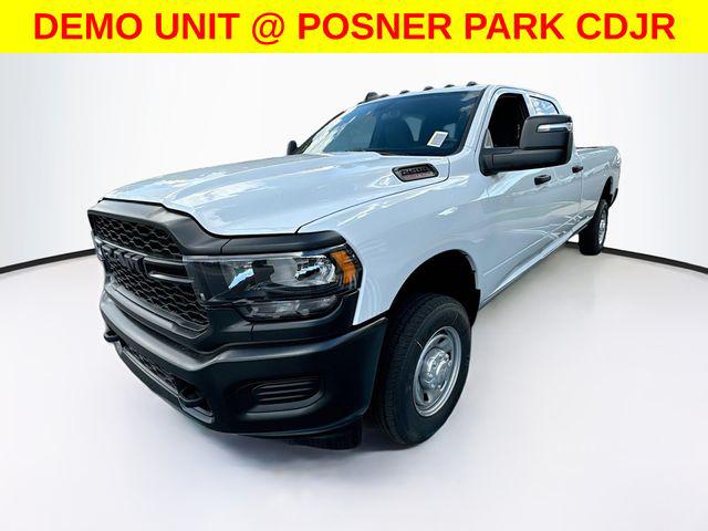 2024 RAM 2500 Tradesman Crew Cab 4x4 8 Box