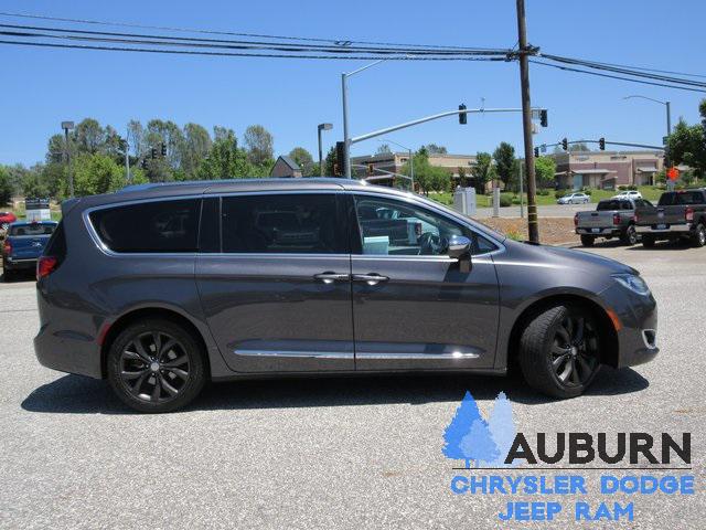 2017 Chrysler Pacifica Limited