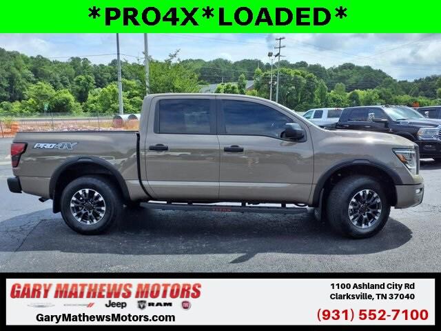 2024 Nissan TITAN Crew Cab PRO-4X 4x4