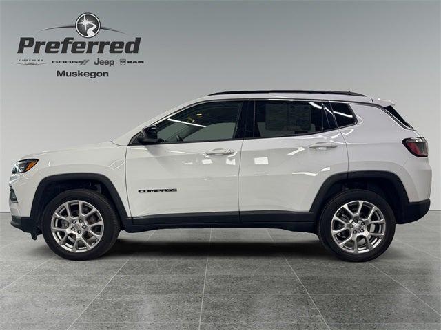 2022 Jeep Compass Latitude Lux 4x4