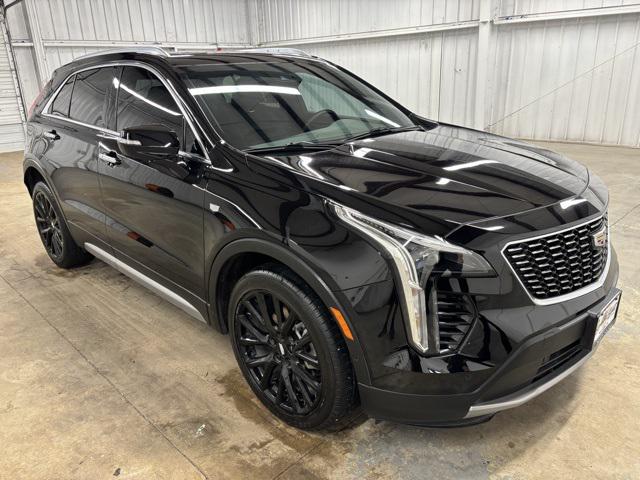 2022 Cadillac XT4 FWD Premium Luxury