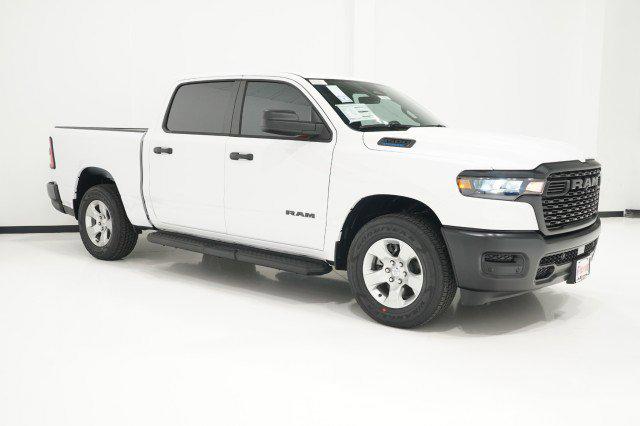 2025 RAM Ram 1500 RAM 1500 TRADESMAN CREW CAB 4X4 57 BOX