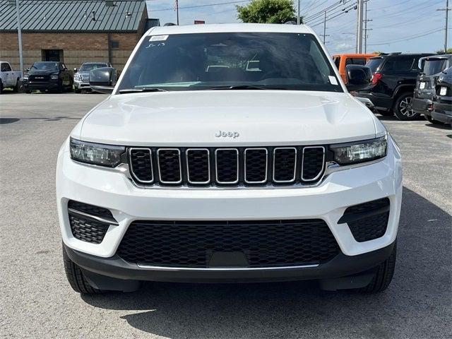 2025 Jeep Grand Cherokee GRAND CHEROKEE LAREDO X 4X4