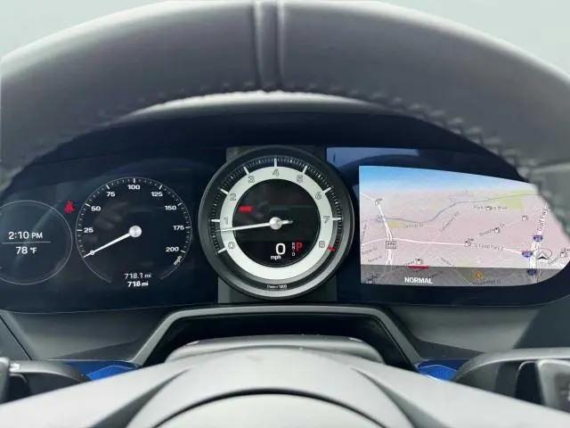 2024 Porsche 911 Carrera Cabriolet