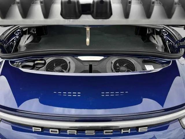 2024 Porsche 911 Carrera Cabriolet