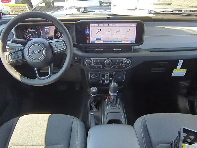 2025 Jeep Wrangler 4-Door Summit 4x4