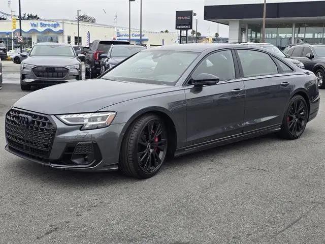 2025 Audi S8 TFSI quattro Tiptronic