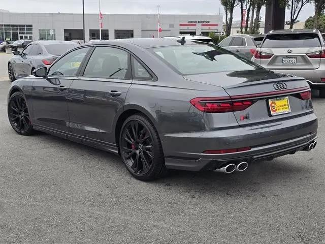 2025 Audi S8 TFSI quattro Tiptronic