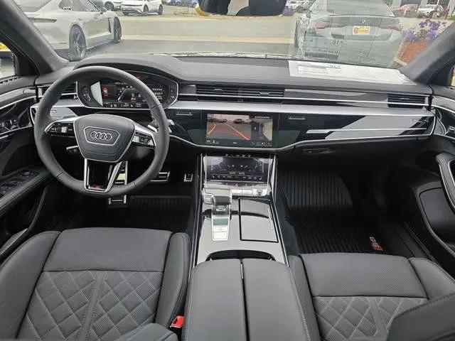 2025 Audi S8 TFSI quattro Tiptronic