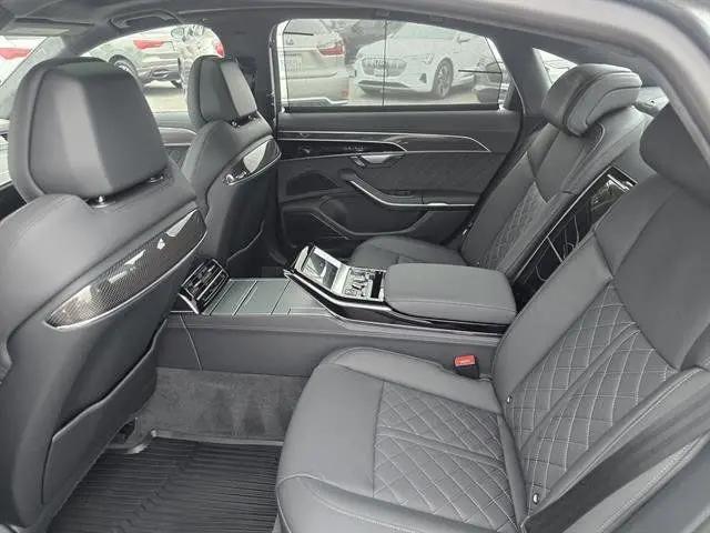2025 Audi S8 TFSI quattro Tiptronic