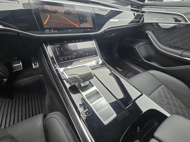 2025 Audi S8 TFSI quattro Tiptronic