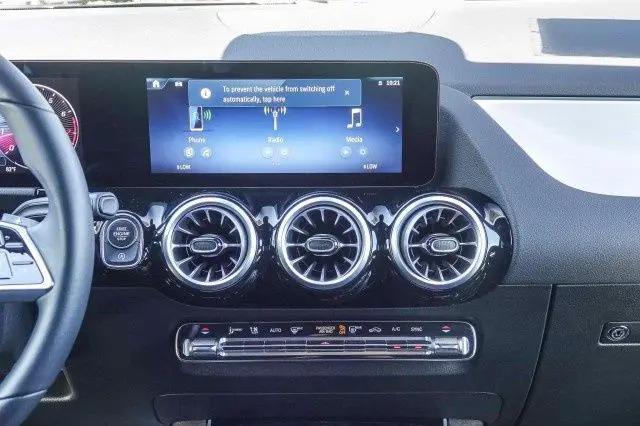 2025 Mercedes-Benz GLA-CLASS 4MATIC