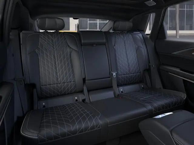 2026 Cadillac iQ V-Series w/1SM