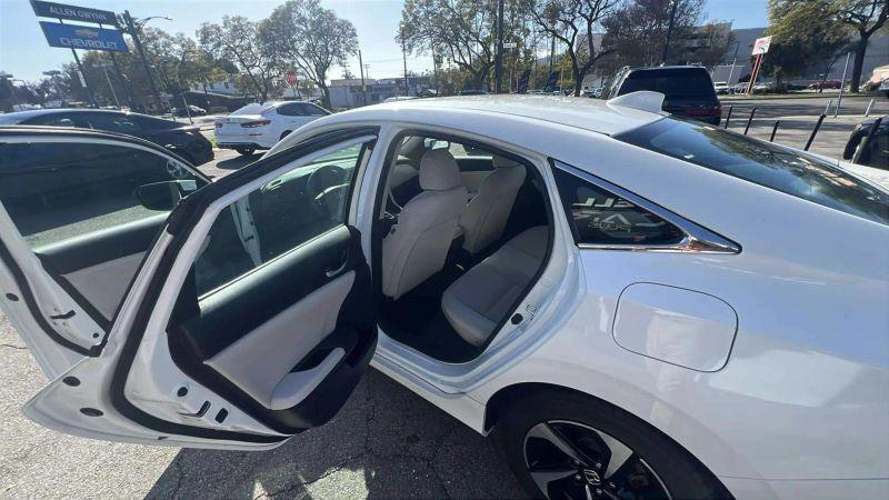 2022 Honda Insight EX
