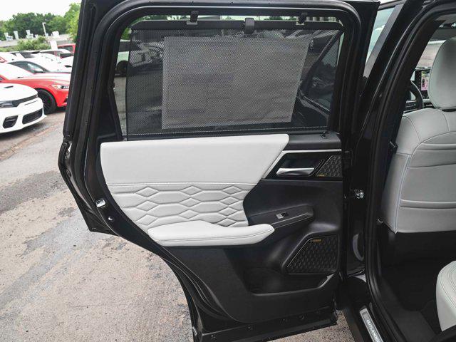2025 Mitsubishi Outlander PLATINUM EDITION 2.5 S-AWC