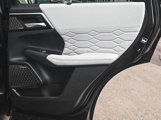 2025 Mitsubishi Outlander PLATINUM EDITION 2.5 S-AWC