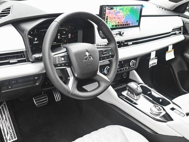 2025 Mitsubishi Outlander PLATINUM EDITION 2.5 S-AWC