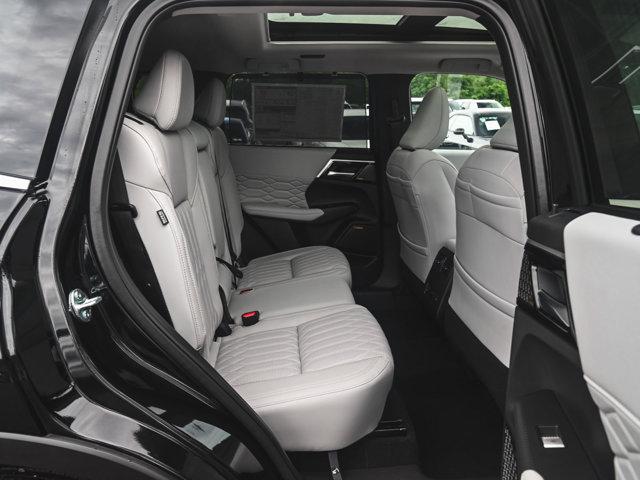 2025 Mitsubishi Outlander PLATINUM EDITION 2.5 S-AWC