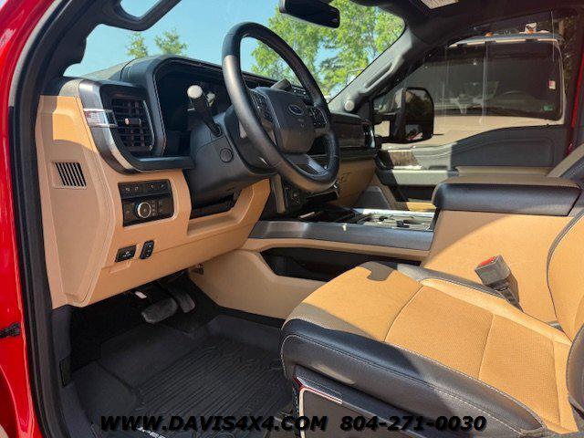 2023 Ford F-450 LARIAT