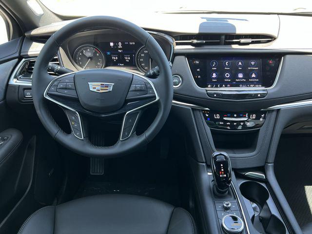 2025 Cadillac XT5 FWD Premium Luxury