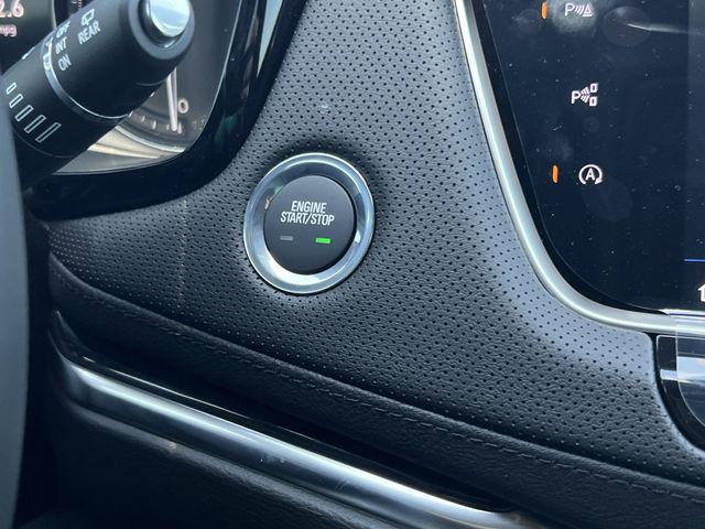 2025 Cadillac XT5 FWD Premium Luxury