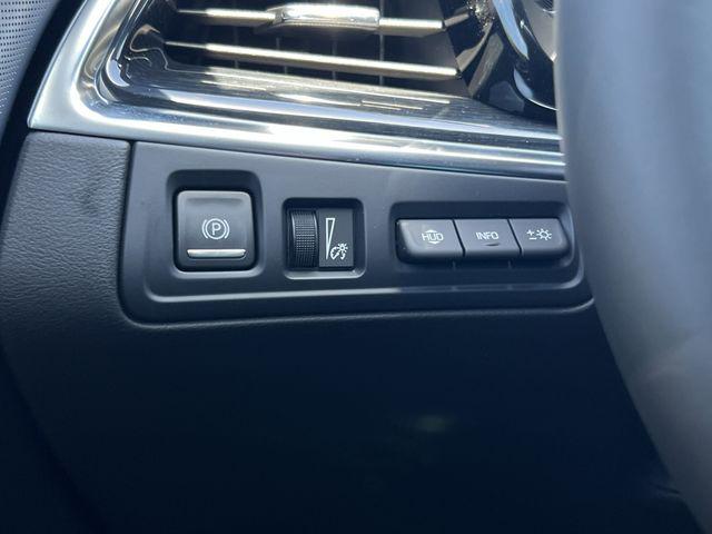 2025 Cadillac XT5 FWD Premium Luxury