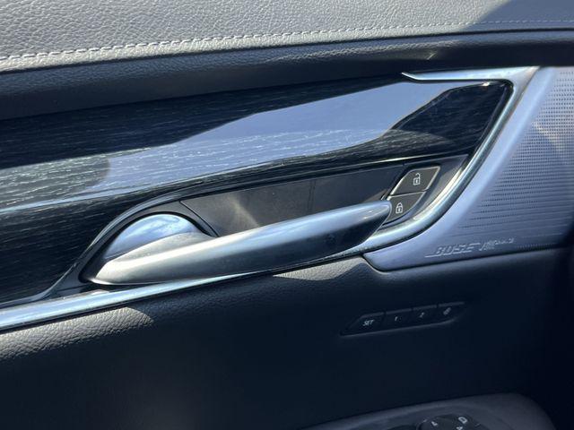 2025 Cadillac XT5 FWD Premium Luxury