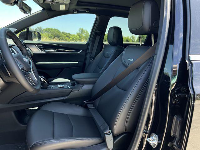 2025 Cadillac XT5 FWD Premium Luxury