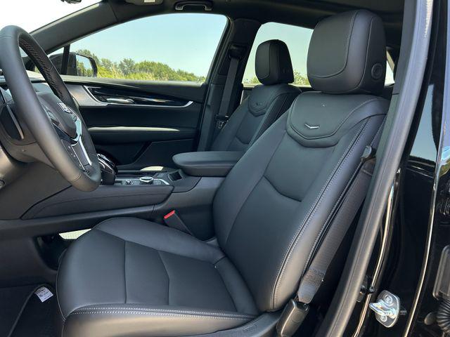 2025 Cadillac XT5 FWD Premium Luxury