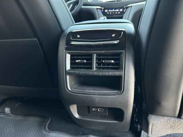 2025 Cadillac XT5 FWD Premium Luxury