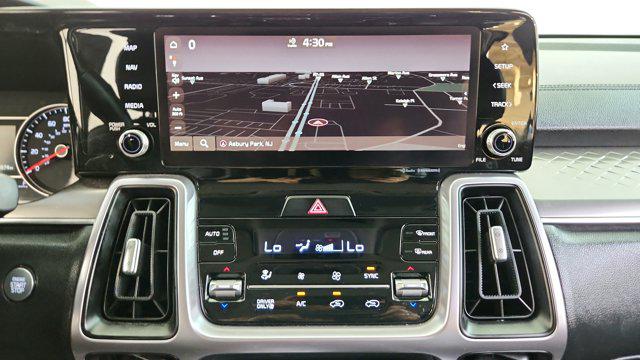 2022 Kia Sorento Hybrid S