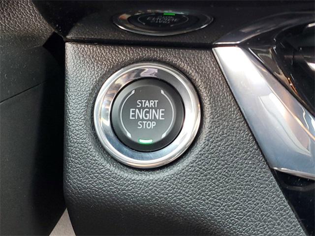 2024 Buick NV Avenir FWD