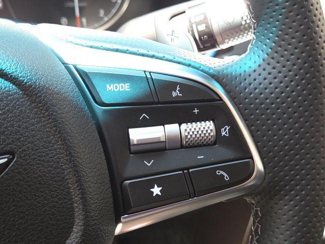 2026 Genesis G70 2.5T RWD