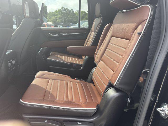 2024 GMC Yukon XL 4WD Denali Ultimate