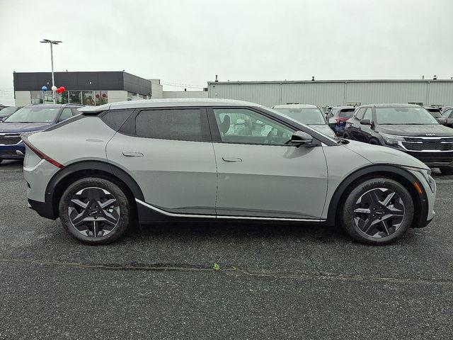 2025 Kia EV6 Light Long Range