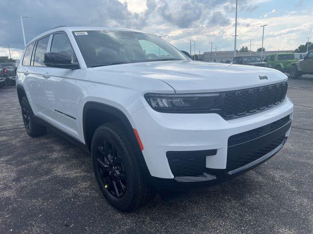 2025 Jeep Grand Cherokee GRAND CHEROKEE L ALTITUDE 4X4