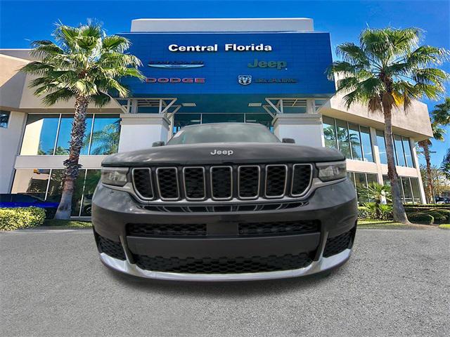 2025 Jeep Grand Cherokee GRAND CHEROKEE L LAREDO X 4X4