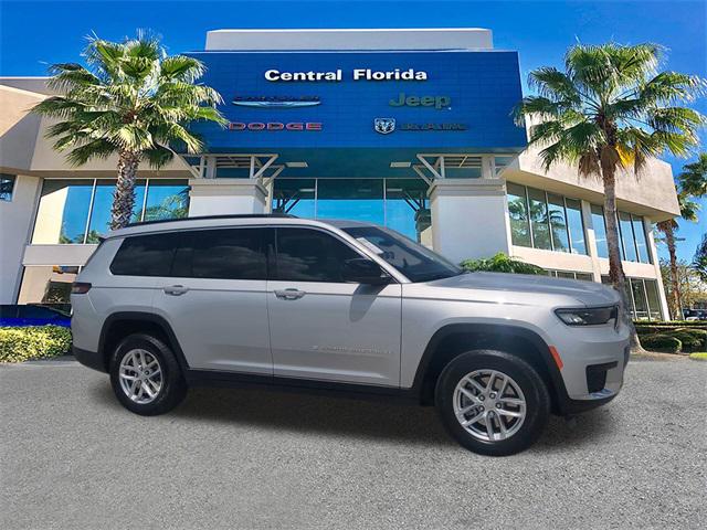 2025 Jeep Grand Cherokee GRAND CHEROKEE L LAREDO X 4X4