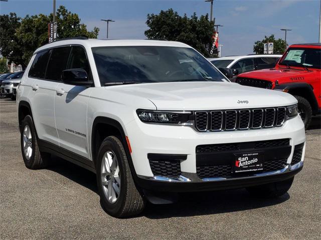 2025 Jeep Grand Cherokee GRAND CHEROKEE L LAREDO X 4X2