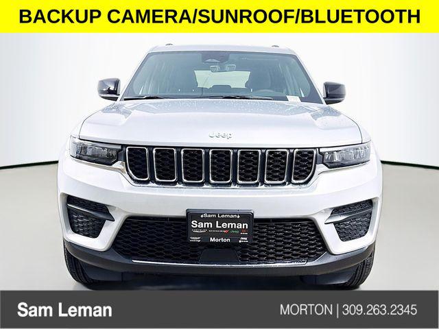 2025 Jeep Grand Cherokee GRAND CHEROKEE LAREDO X 4X4