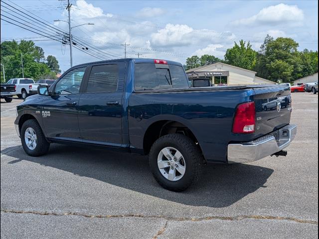 2019 RAM 1500 Classic SLT Crew Cab 4x4 57 Box