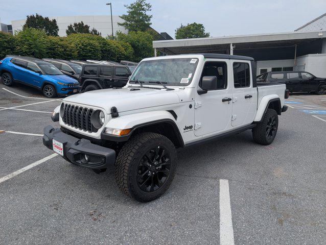 2025 Jeep Gladiator GLADIATOR NIGHTHAWK 4X4