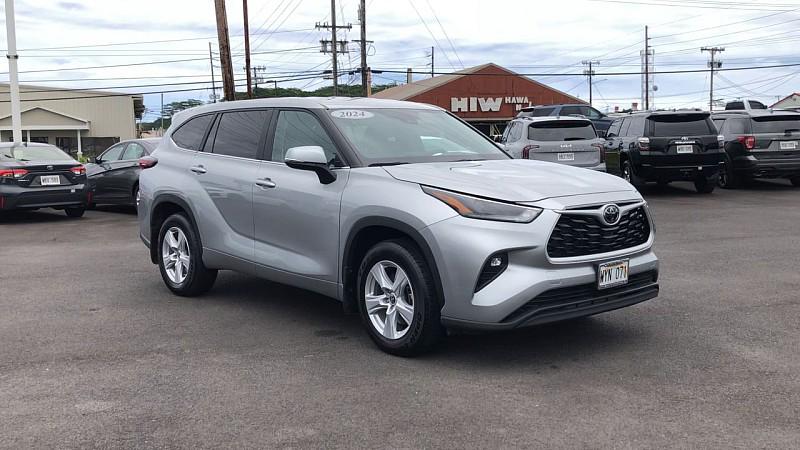 2024 Toyota Highlander LE