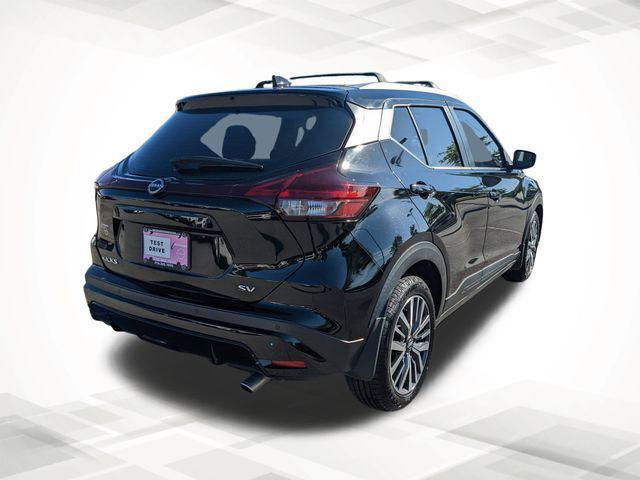 2022 Nissan Kicks SV Xtronic CVT