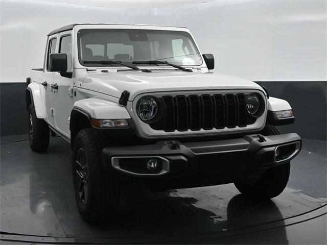 2024 Jeep Gladiator Sport S