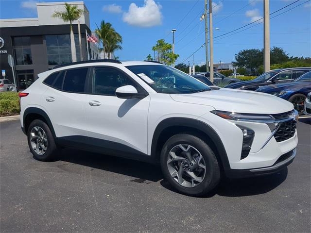 2024 Chevrolet Trax FWD LT