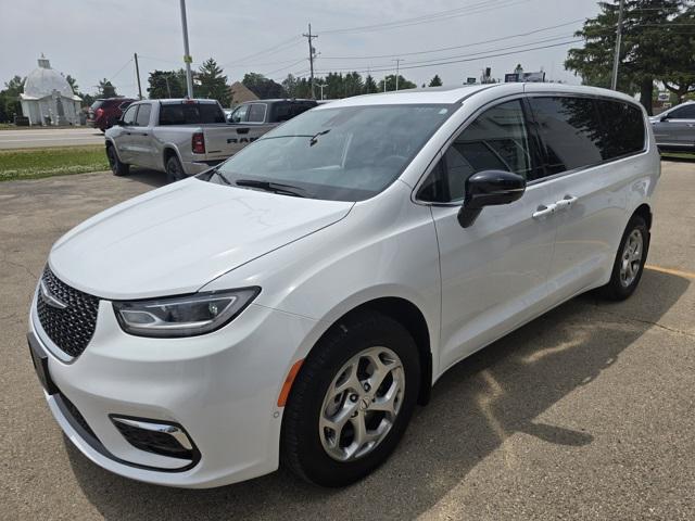 2024 Chrysler Pacifica Limited AWD