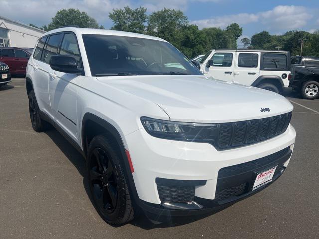 2022 Jeep Grand Cherokee L Altitude 4x4