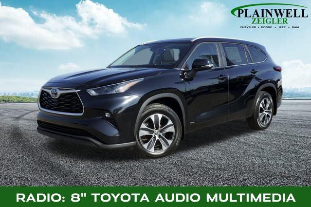 2023 Toyota Highlander Hybrid XLE