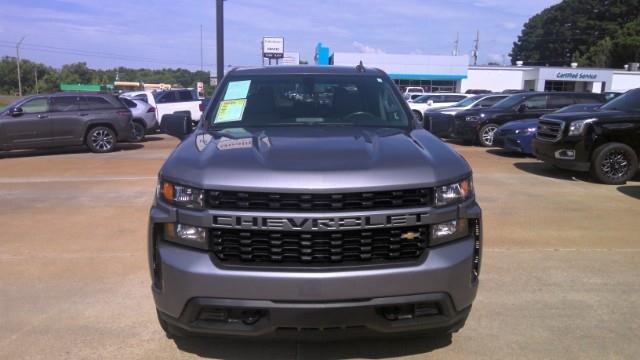 2020 Chevrolet Silverado 1500 2WD Crew Cab Short Bed Custom